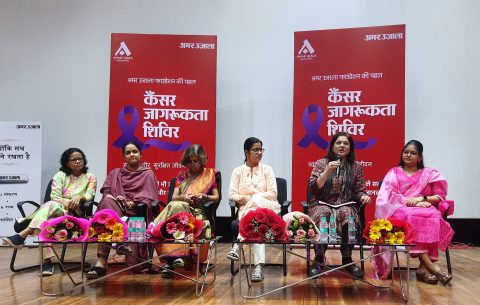 Dr Sumita Prabhakar explaining early detection of breast cancer